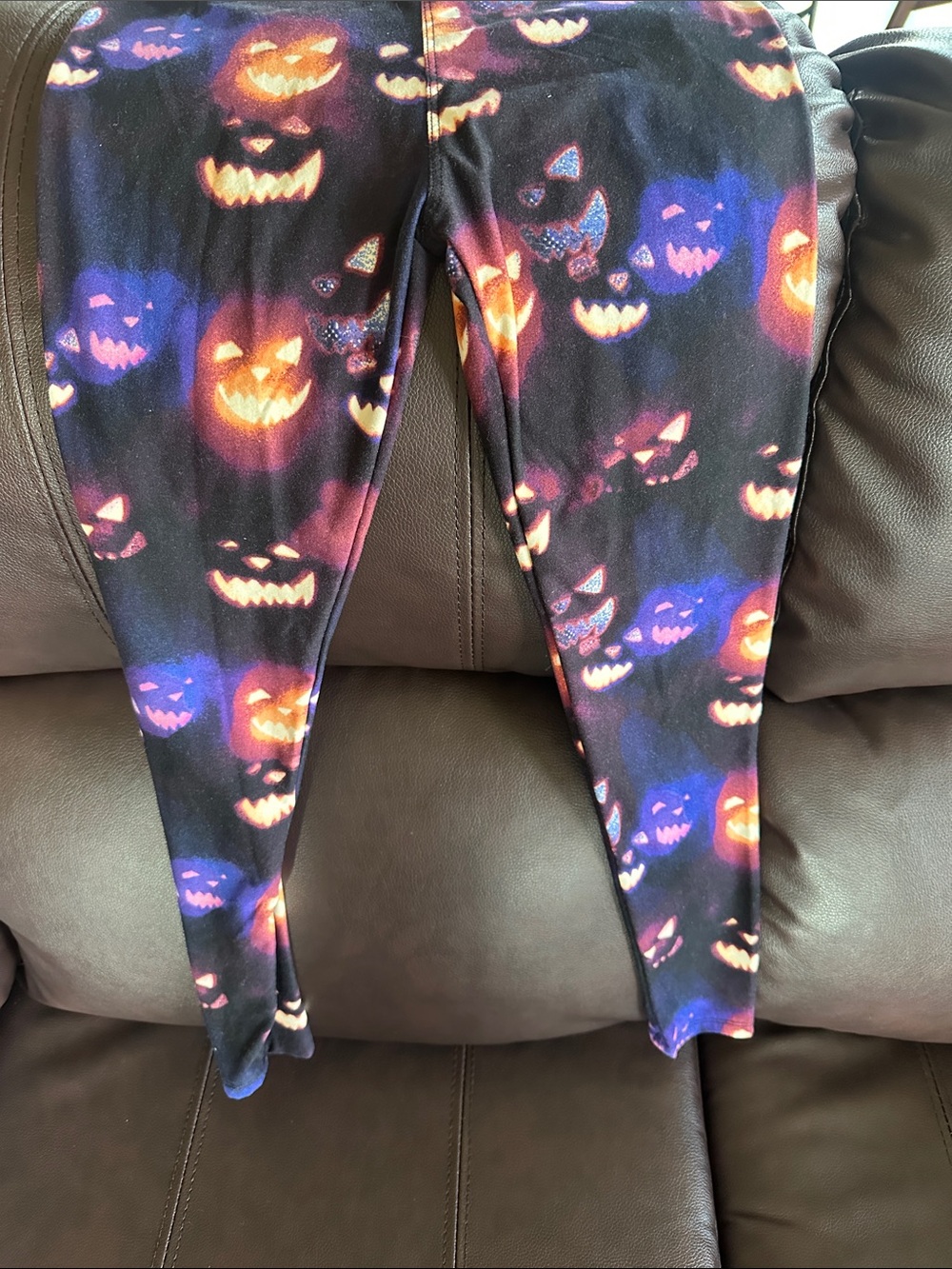 LuLaRoe Black Leggings with Orange and Purple Jack-o'-Lanterns